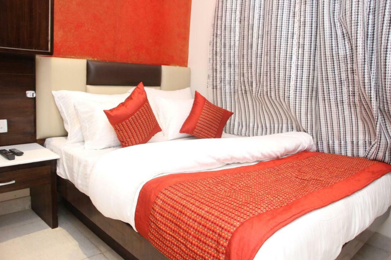 Hotel Snow White Inn New Delhi Eksteriør bilde